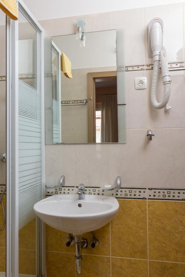 Villa Alesa Tučepi Zewnętrze zdjęcie