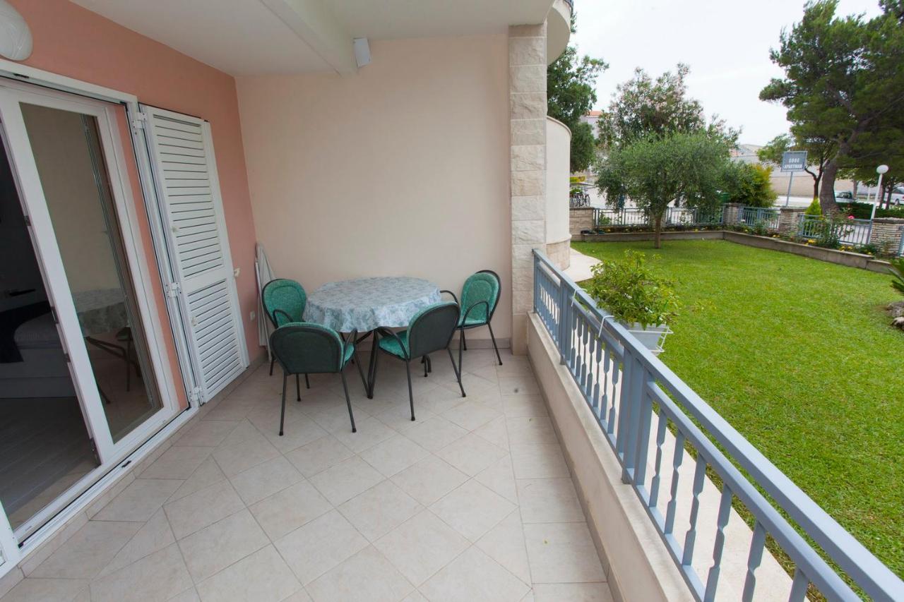 Villa Alesa Tučepi Zewnętrze zdjęcie